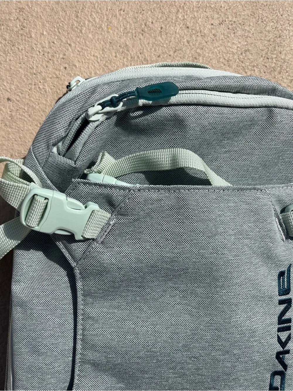 Dakine daypack streamlined